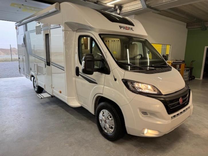 Pilote P 746 C Expression, Caravanes & Camping, Camping-cars, Entreprise, jusqu'à 4, Semi-intégral, Pilote, Fiat, Diesel, Automatique