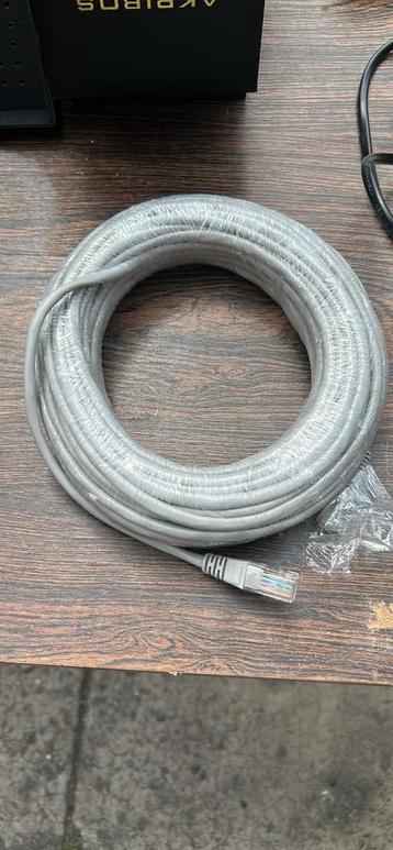 Internet kabel 3euro per stuk beschikbaar voor biedingen