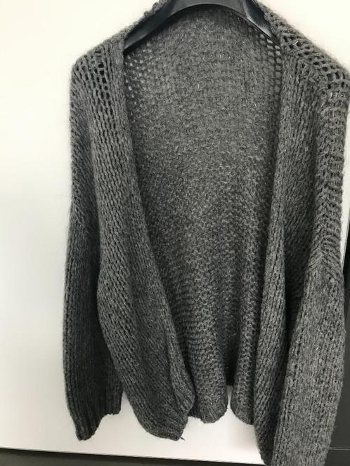Grijze trui/bernadette maat XS, in perfecte staat!, Kleding | Dames, Truien en Vesten, Zo goed als nieuw, Maat 34 (XS) of kleiner