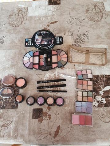 Make up lot  beschikbaar voor biedingen