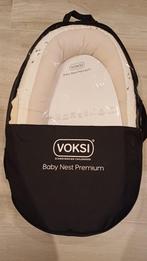 Voksi babynestje, Ophalen