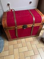 Grand coffre en bois goodwill, Huis en Inrichting, Woonaccessoires | Kisten, Ophalen, Zo goed als nieuw