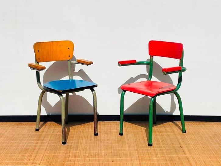 Chaises d'école TUBAX [ Vintage 60s / 70s ] Kleuterstoelen, Enfants & Bébés, Chambre d'enfant | Tables & Chaises, Utilisé, Chaise(s)