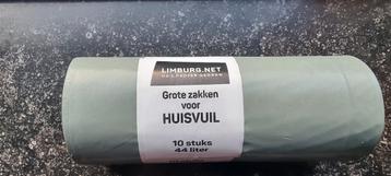 Huisvuilzakken van 44L.
 beschikbaar voor biedingen