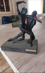Brons beeldje De Backer, Antiek en Kunst, Ophalen of Verzenden, Brons