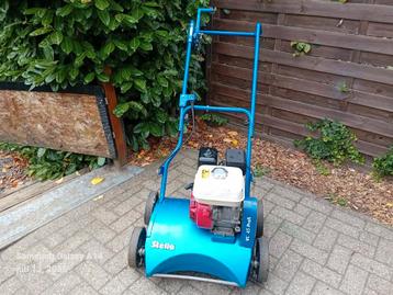 Verticuteermachine - professioneel beschikbaar voor biedingen
