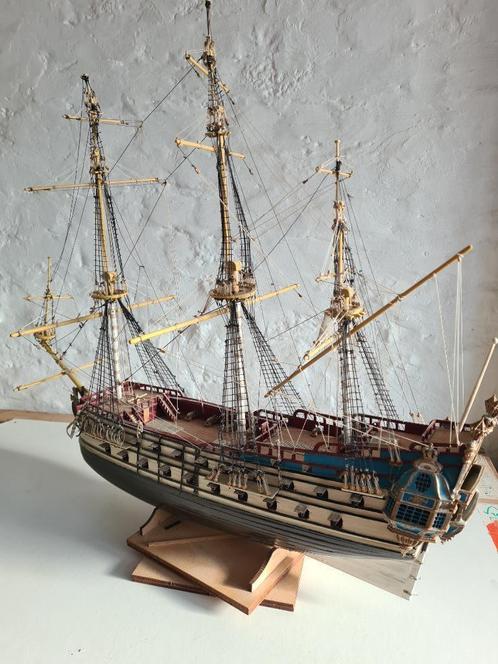 Kuifje de Eenhoorn houten bootmodel, Verzamelen, Stripfiguren, Zo goed als nieuw, Beeldje of Figuurtje, Kuifje, Ophalen