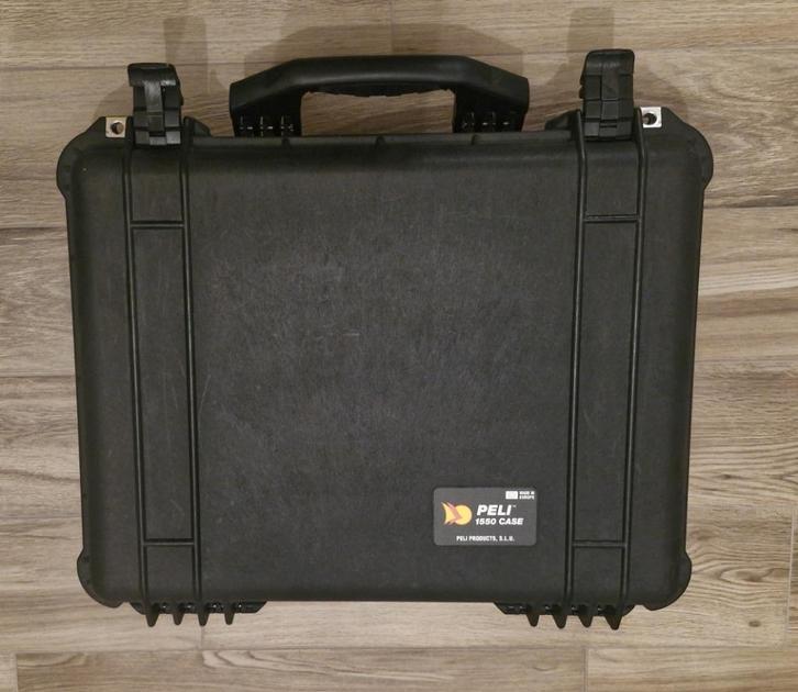 PeliCase 1550 Beschermhoes met schuim [perfecte staat], Muziek en Instrumenten, Behuizingen en Koffers, Zo goed als nieuw, Ophalen of Verzenden