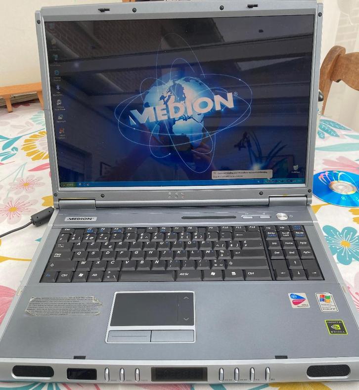 Medion MD95500, Computers en Software, Windows Laptops, Zo goed als nieuw, Ophalen of Verzenden