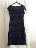 Donkerblauwe jurk Lola Liza maat 34, Ophalen, Maat 34 (XS) of kleiner, Gedragen, Onder de knie