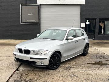 Bmw 118i / Benzine / AUTOMAAT / 87.000km / Airco disponible aux enchères