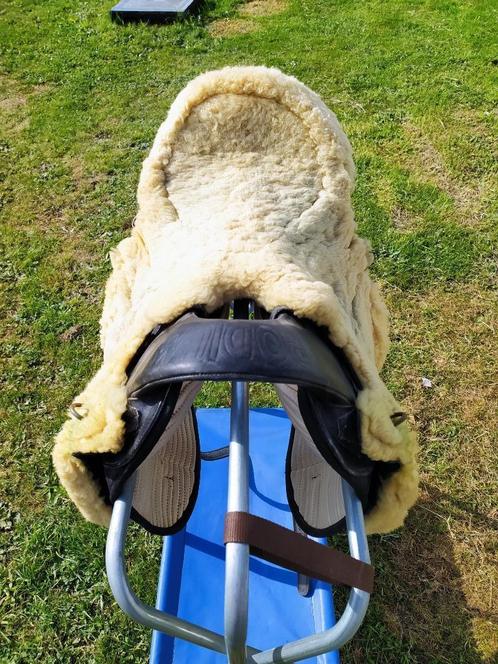 Podium Endurance zadel - 16", Dieren en Toebehoren, Paarden en Pony's | Zadels, Gebruikt, Recreatie, Ophalen