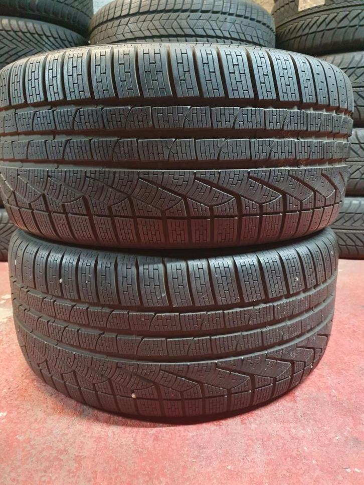 2 Pirelli 275/40/19 RUNFLAT en starre winterbanden, Auto-onderdelen, Overige Auto-onderdelen, Gebruikt, Ophalen