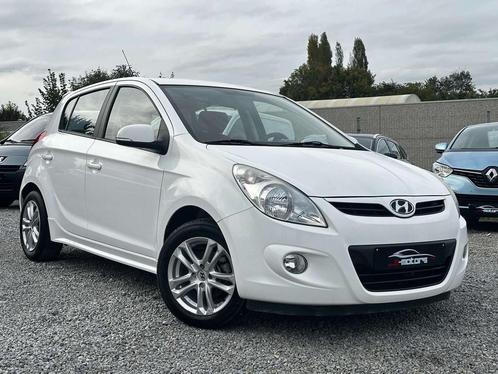 Hyundai i20 1.4 CRDi • TRES PROPRE, Autos, Hyundai, Entreprise, Achat, i20, ABS, Airbags, Air conditionné, Alarme, Ordinateur de bord