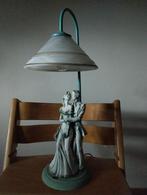Lampe de table ancienne, Antiquités & Art, Antiquités | Éclairage, Enlèvement