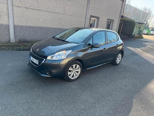 Peugeot 208 1.2 Benzine Super Staat *Met Garantie*, Auto's, Peugeot, Particulier, Te koop, ABS, Bluetooth, Centrale vergrendeling