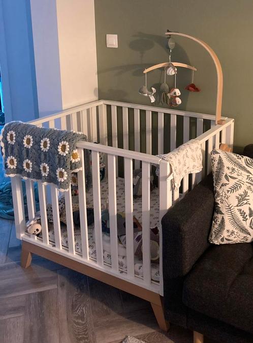 Babypark Scandinavische stijl, Kinderen en Baby's, Babyparken, Gebruikt, Vierkant, In hoogte verstelbaar, Boxkleed, Ophalen