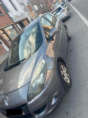 Renault scenic beschikbaar voor biedingen