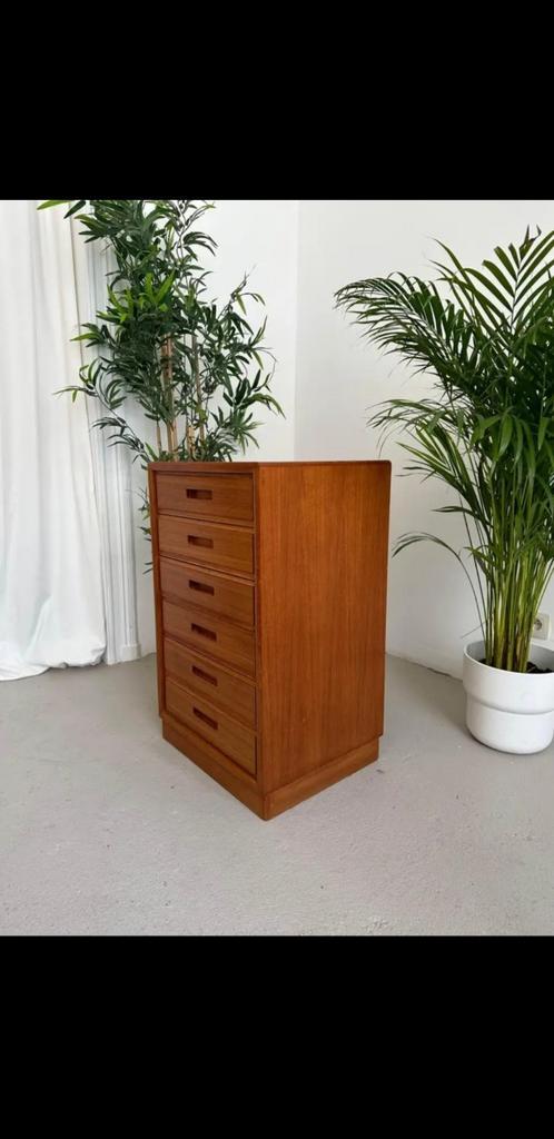 Vintage kast in teak, Huis en Inrichting, Kasten | Ladekasten, Gebruikt, Ophalen