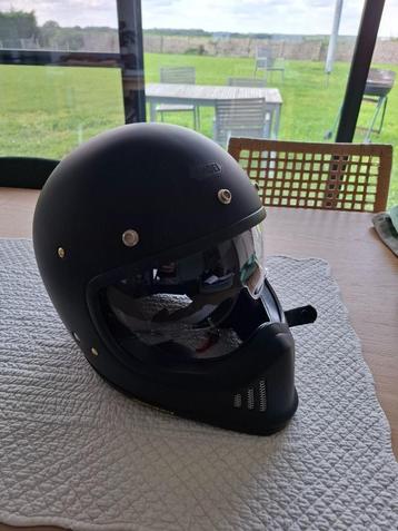 Casque Shoei X-ZERO (taille L) disponible aux enchères