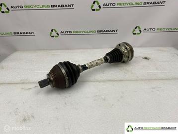 Aandrijfas linksvoor Volkswagen Audi Seat 3AB407271 beschikbaar voor biedingen