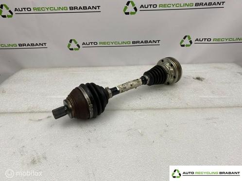 Aandrijfas linksvoor Volkswagen Audi Seat 3AB407271, Auto-onderdelen, Remmen en Aandrijving, Volkswagen, Gebruikt, Ophalen of Verzenden