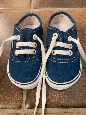 Babyschoentjes Vans maat 20 beschikbaar voor biedingen