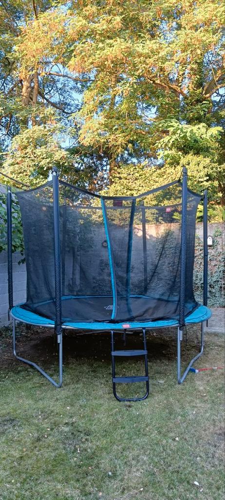 Berg 300 trampoline, Kinderen en Baby's, Speelgoed | Buiten | Trampolines, Gebruikt, Ophalen