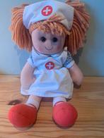 Pop verpleegster, Enlèvement, Neuf