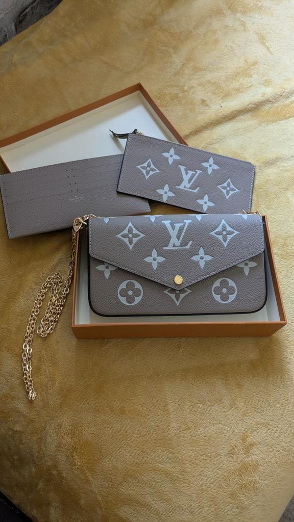 Sac Felicie Louis Vuitton, Handtassen en Accessoires, Tassen | Damestassen, Zo goed als nieuw, Beige, Ophalen of Verzenden