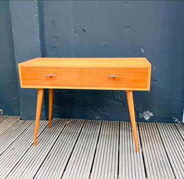 Klein Scandinavisch vintage meubel / Ladekastje beschikbaar voor biedingen