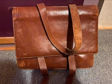 Mooie lederen tas/laptoptas, Handtassen en Accessoires, Tassen | Schooltassen, Ophalen, Gebruikt