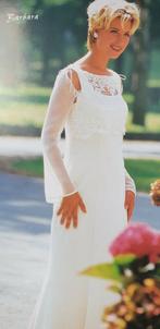 Robe de mariée taille 40, 100% polyester avec housse de rang, Comme neuf, Enlèvement ou Envoi, Robe de mariée