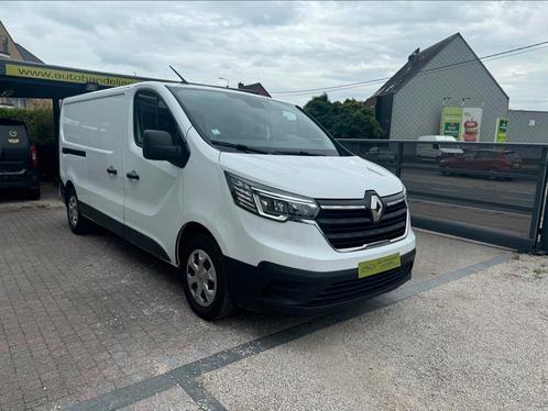 RENAULT TRAFIC * GRAND CONFORT * AUT * 150PK * L2 * CAMERA, Auto's, Bestelwagens en Lichte vracht, Bedrijf, Te koop, ABS, Achteruitrijcamera