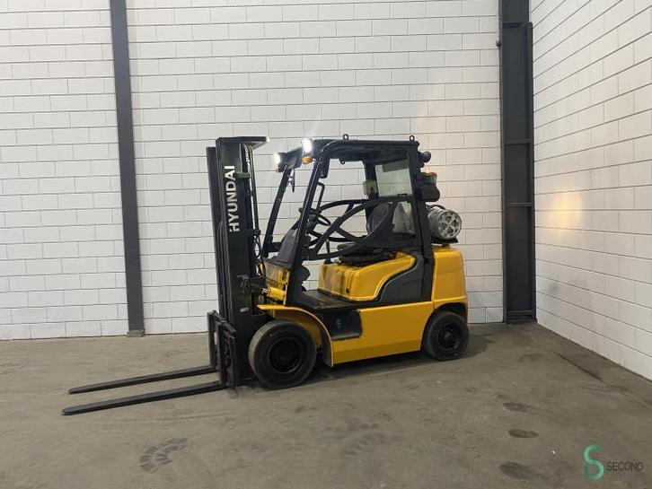 Heftrucks LPG Hyundai 25L-7A 2012, Zakelijke goederen, Machines en Bouw | Heftrucks en Intern transport, Heftruck, LPG, 2000 tot 3000 kg