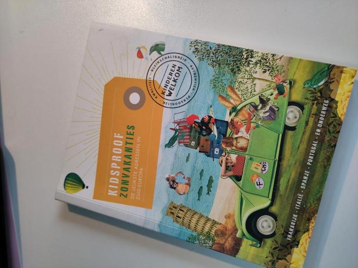 Annemarie Hofstra - Kidsproof zonvakanties, Boeken, Reisgidsen, Zo goed als nieuw, Europa, Ophalen of Verzenden