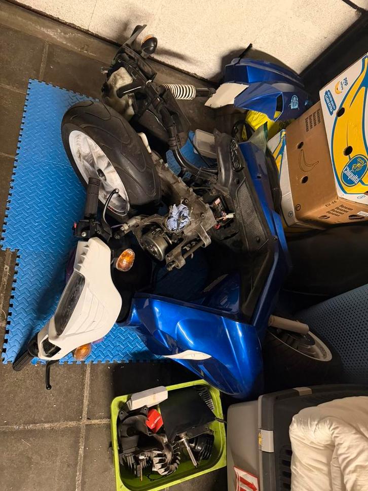 Bbk booster project, Fietsen en Brommers, Scooters | Yamaha, Zo goed als nieuw, Ophalen