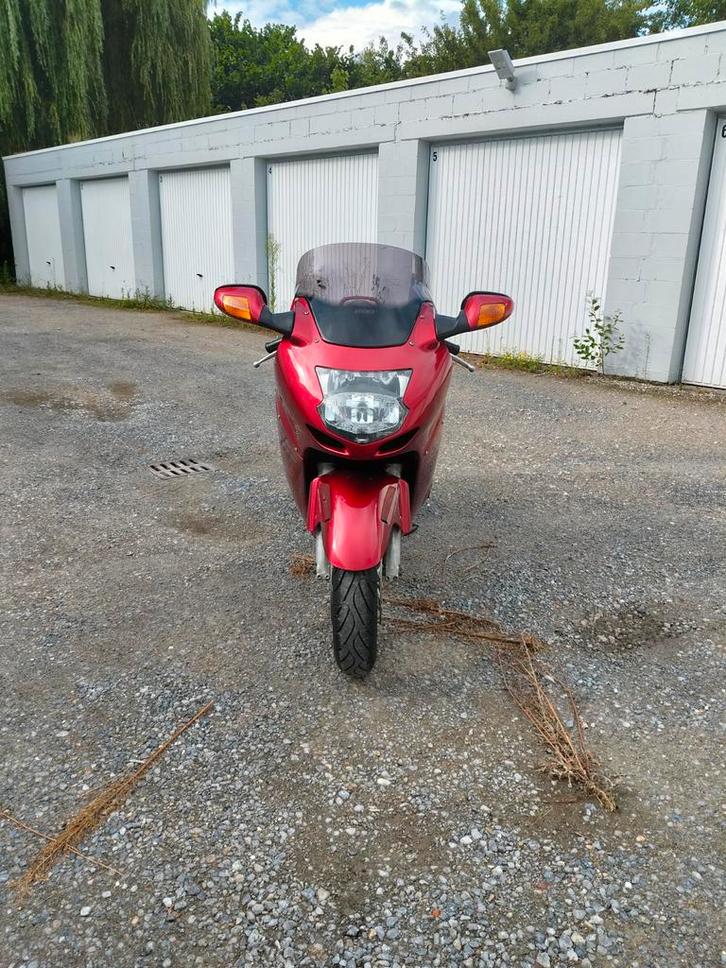 Honda CBR 1100XX Super Blackbird, Motoren, Motoren | Honda, Particulier, meer dan 35 kW, 4 cilinders, Motorrijbewijs A, Ophalen