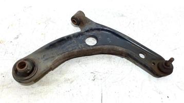 DRAAGARM RECHTS VOOR Toyota Yaris II (P9) (01-2005/12-2014) beschikbaar voor biedingen