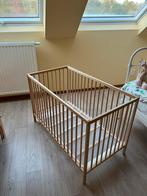 Baby/kinder bedje te koop in hoogte verstelbaar, Kinderen en Baby's, Ophalen, Zo goed als nieuw