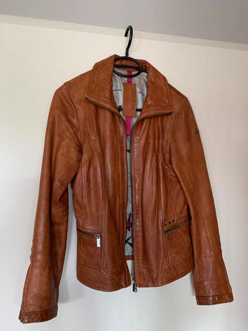 Echt lamsleder bruin jasje merk Milestone maat 38, Kleding | Dames, Jasjes, Kostuums en Pakken, Zo goed als nieuw, Jasje, Maat 38/40 (M)