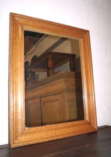 Antieke Louis Philippe spiegel in bleke eik 60 x 48 beschikbaar voor biedingen