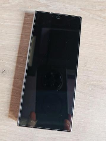 Samsung Galaxy Z Fold6 256 Go gris beschikbaar voor biedingen