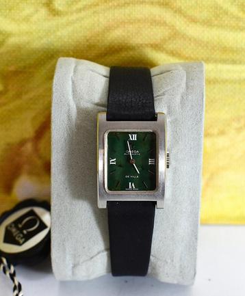 Omega De Ville « Tank » automatique — Cadran vert — NOS, Montre-bracelet, Enlèvement ou Envoi, Acier, 1960 ou plus tard