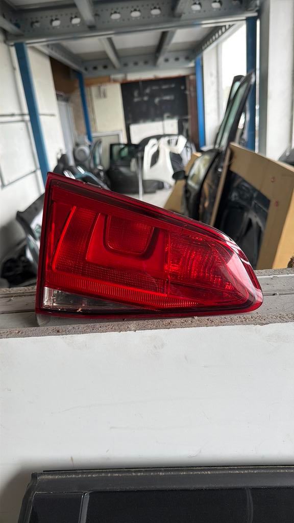 Feu arrière droit de la Golf 7, Autos : Pièces & Accessoires, Enlèvement