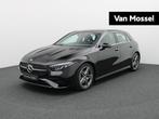 Mercedes-Benz A 200 AMG Line + TREKHAAK + CAMERA + SENSOREN, Auto's, Zwart, 4 cilinders, Zwart, 120 kW