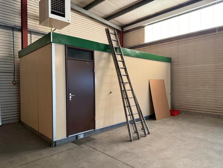 Container te koop – 6m x 3m met keukenruimte, Doe-het-zelf en Bouw, Containers, Ophalen