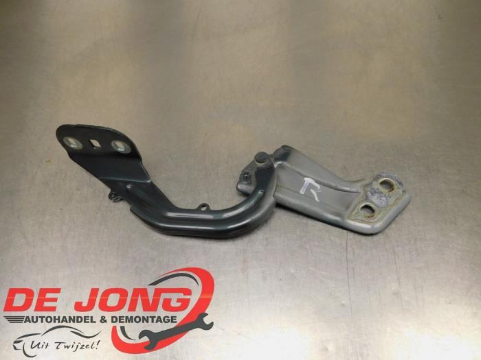 Charnière capot d'un Ford Kuga, Autos : Pièces & Accessoires, Autres pièces automobiles, Ford, Utilisé, 3 mois de garantie, Enlèvement ou Envoi