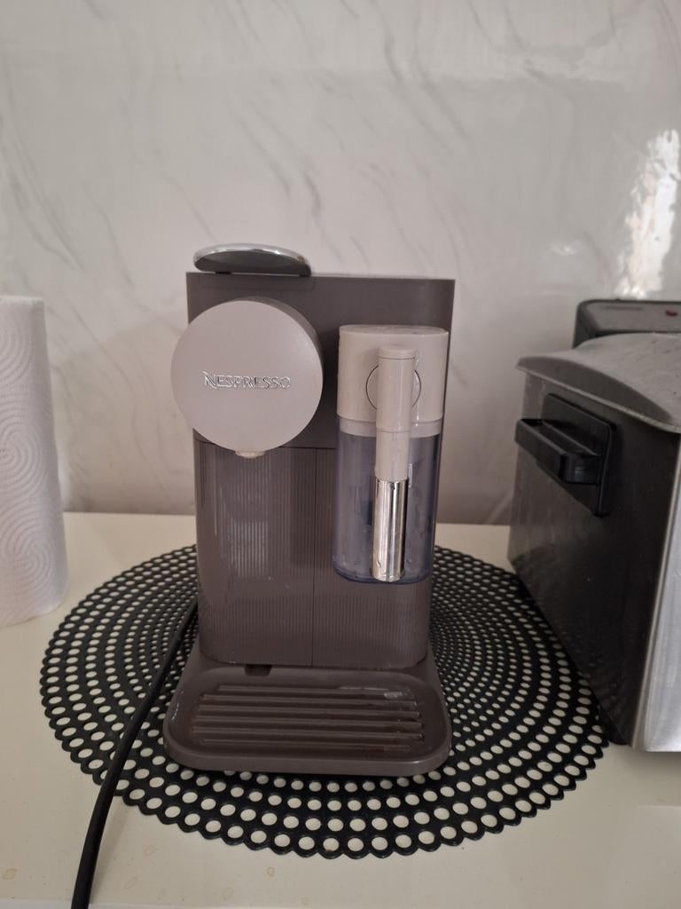 Nespresso koffieapparat, Ophalen, Koffiemachine