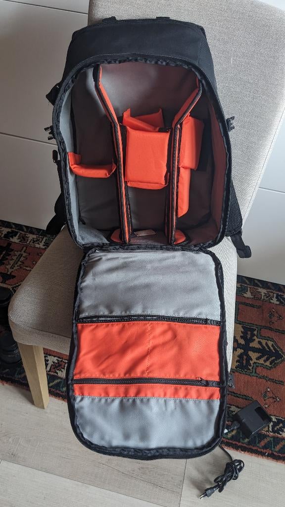 Case Logic DCB-309 cameratas — zeer goede staat — 45€, Audio, Tv en Foto, Foto | Cameratassen, Ophalen, Zo goed als nieuw, Rugtas